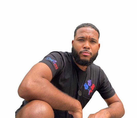 "Tr3s Rose" Pocket Tee